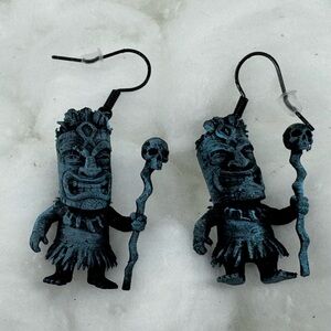 Atomic Tiki “Which Witch” earrings
